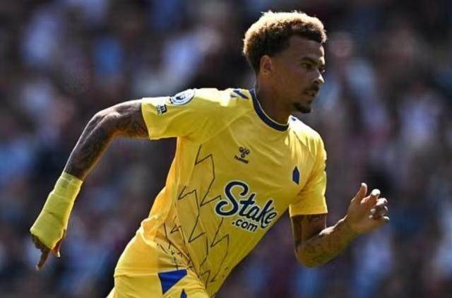 1660755617377085456.jpg d4c862c96efa5e75fdba5d08ba62713.jpg