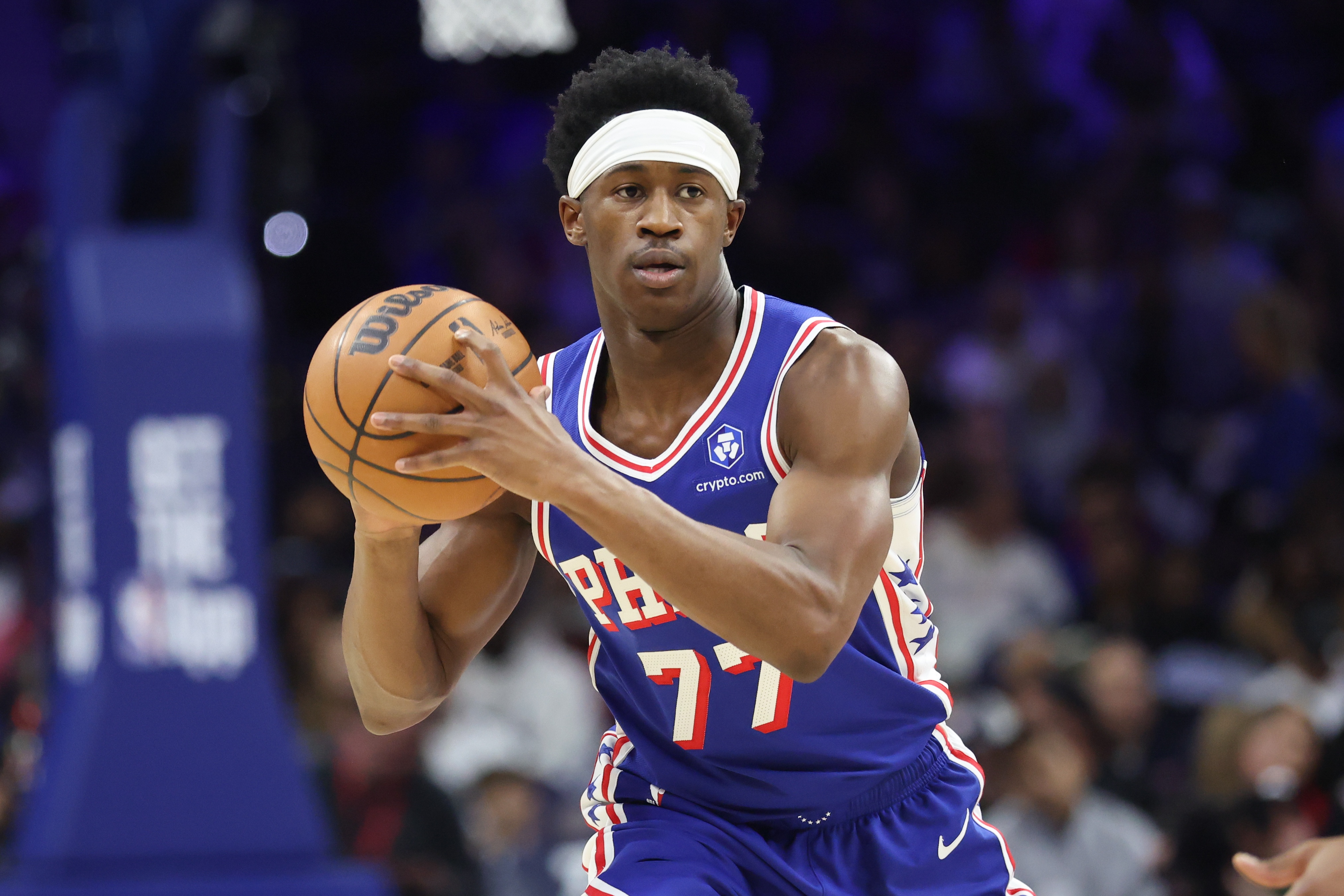 云开体育官网-比尔·西蒙斯：埃奇库姆现在交易价值高过字母 他可能成为韦德