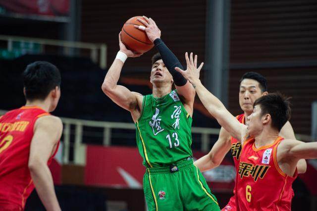 云开体育官网-【观察】MVP，这次终于轮到郭艾伦？